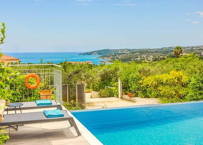 Angela Lourdas * Trapezaki (Kefalonia)